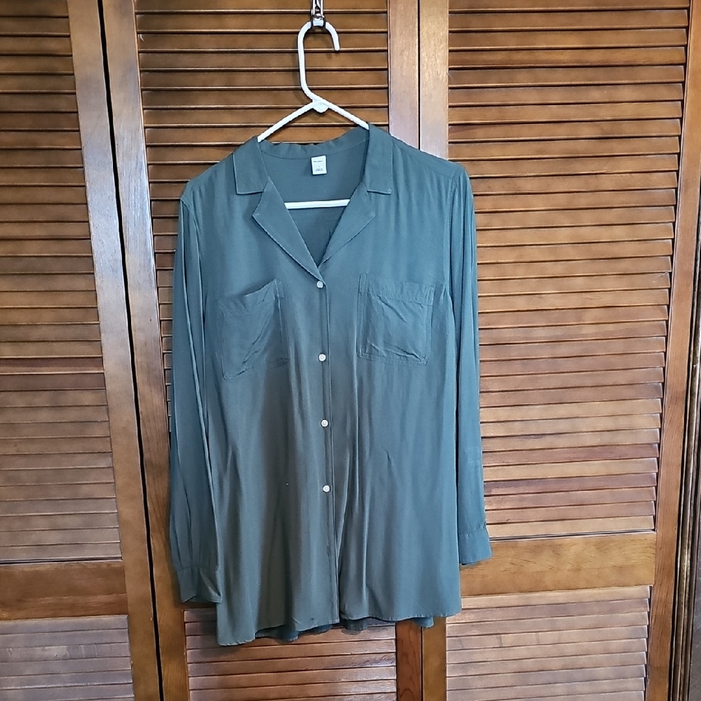 Old Navy Sage Green Shirt